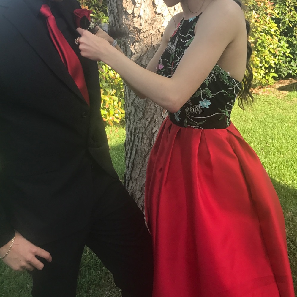 Red Embroidered Prom Dress - Picture 3 of 4